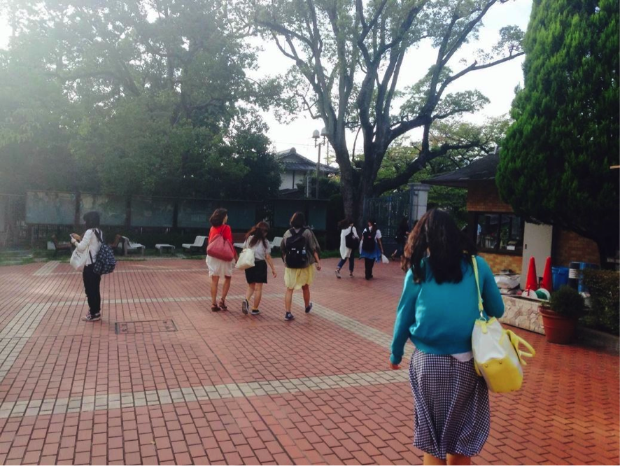 京都女子大学、午後のキャンパスの風景