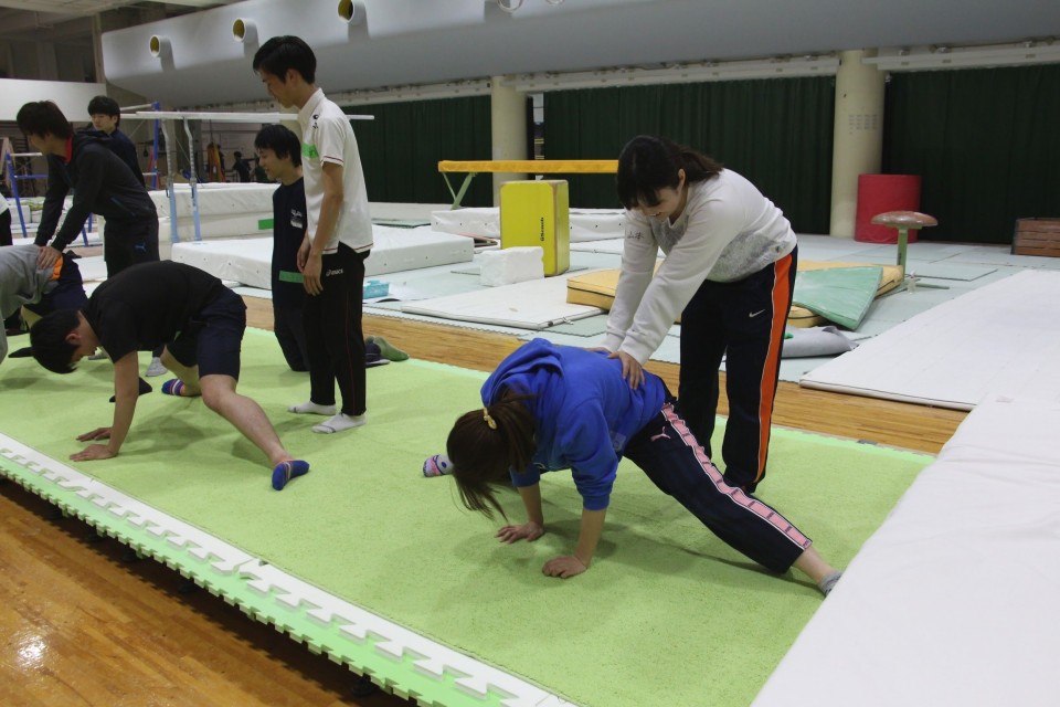 検証！1日でバク転はできるのか！？京都女子大学体操部の「新歓」に潜入