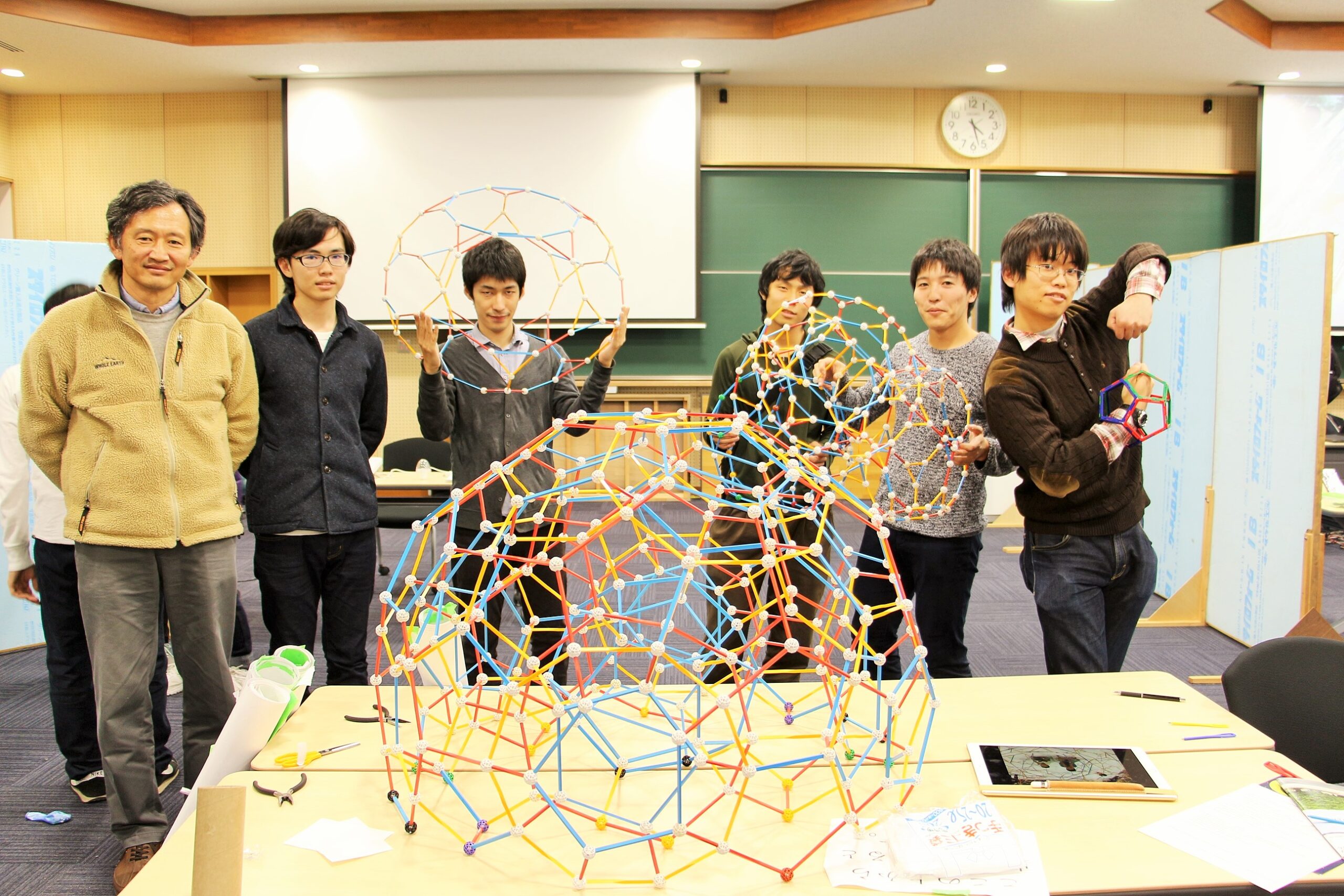 京都大学学園祭（通称NF）、研究室企画の実験に目が釘付けだ！