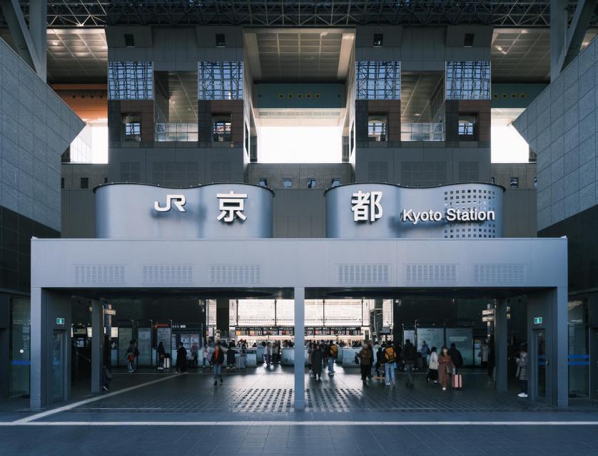 観光ガイドに載らない京都駅のピアノ-ピアノ初心者が見つけたストリートピアノ-